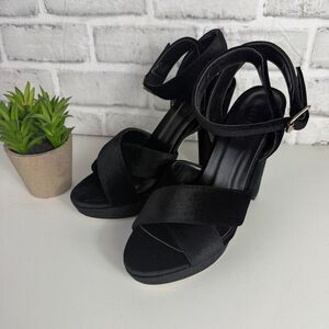 NBD x RAYE Heaton Velvet Platform Heels Black Size 8 NWOT